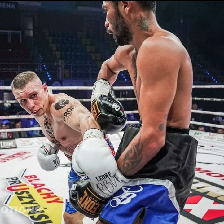 promotions_mb's tweet photo. Już w piątek do ringu powróci @wrzosik5 🥊 Nowa kategoria, nowe nadzieje i wymagający rywal 💥
🇵🇱Damian WRZESIŃSKI 🆚 Ismael GALIATANO🇹🇿
MB BOXING NIGHT XII 💥
🗓️ 20 maja
🏙️ Środa Wielkopolska
📺 @sport_tvppl
#mbboxingnight #mbpromotions https://t.co/GQpOLU782a