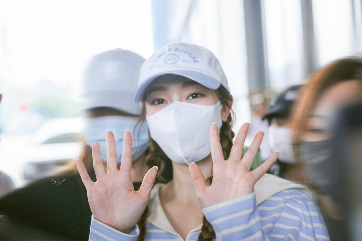 GoHome0418's tweet photo. #제시카 #jessicajung #jessica    

Let’s go 小学生 jessi🤣 https://t.co/aOGfzU3BuQ