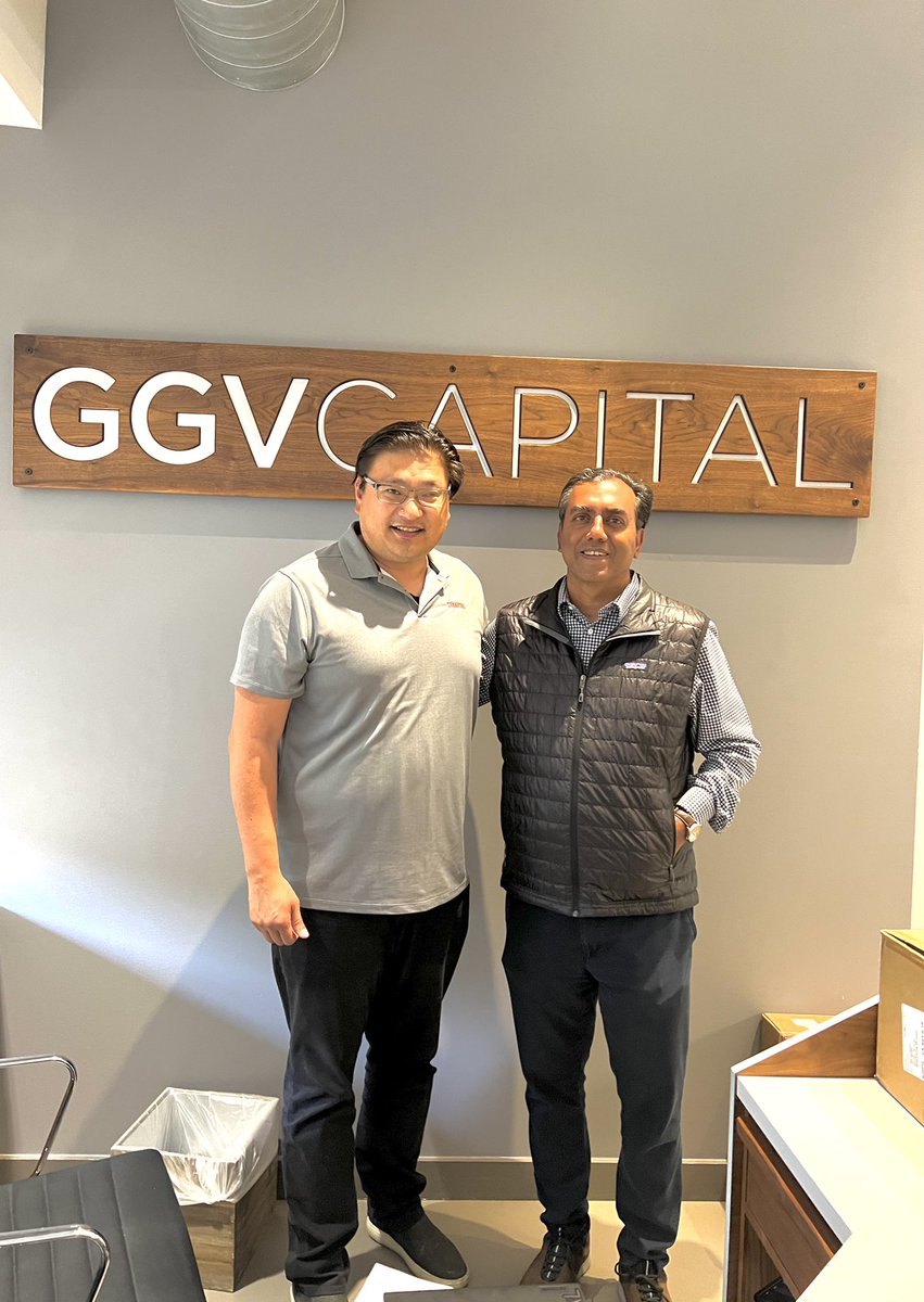 sanjaynath's tweet photo. Always great to catch up @hanstung 

Proud to partner with @dhirendranm @aprabhud as they scale @helloturtlemint to an insure-tech leader 🤛🏻

At an India Internet Day, recall your saying “🇮🇳 will deliver 100🦄s”... amazing to see that day become a reality! 

@BlumeVentures https://t.co/FnVM28rndC