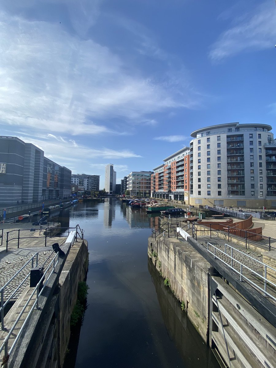 TimjwDowning's tweet photo. Just a quick commute on the @BromptonBicycle to @UKREiiF day 1 packed with good meetings #property #investment #development and the weather is better than #mipim #factorginger https://t.co/1GT8ae90oO