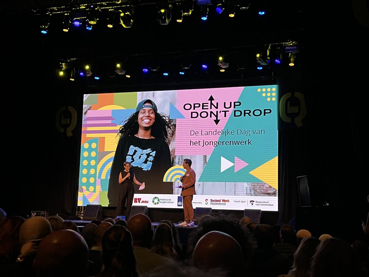 De dag van het kinder en jongerenwerk 2022 is van start! “Open up,don’t drop” over mentale gezondheid. @HetNJi <a href="/SociaalWerkNL/">Sociaal Werk Nederland</a> <a href="/HVAYouthSpot/">Lectoraat Youth Spot</a>  <a href="/MinVWS/">Ministerie van VWS</a>  en met 200 professionals #sterkkinderwerk #sterkjongerenwerk #positiefjeugdbeleid