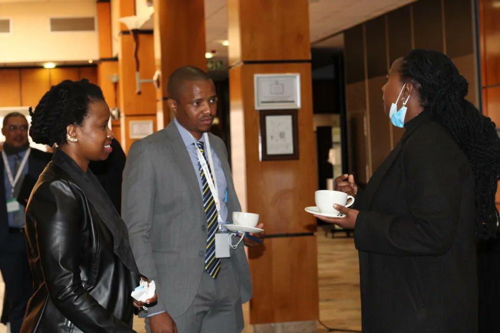 bridge_portal's tweet photo. Entrepreneurs socializing before the main event.
@dsigovza @WorldBank
#InnovationBridgePortal #InnovationBridgeCommunity #Entrepreneurs https://t.co/jtIP8ngTpO