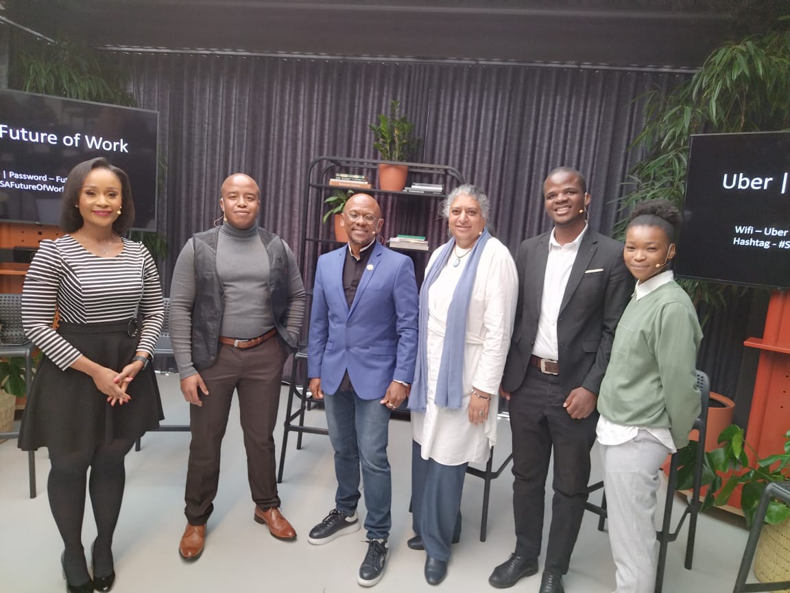 Uber_RSA's tweet photo. Is Africa ready for the future of digital entrepreneurship? This question and many more will be addressed at the #SAFutureOfWork Roundtable today! 🌍 https://t.co/GvMofDXTtt