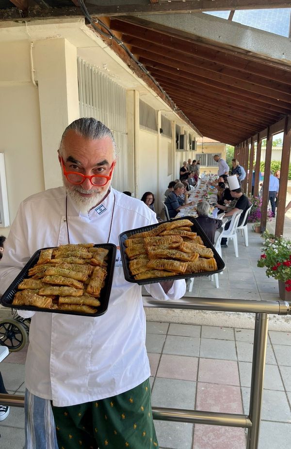 IsraelinCyprus's tweet photo. The first event that the Embassy organized in the context of the 74th anniversary of the Independence Day of #Israel, was a special lunch for some very special and beautiful people at the Day Care Center for Adults with Special Needs #Morfou
Lear more:
https://t.co/9PHv8pJHV7 https://t.co/tR2GMFLyOx