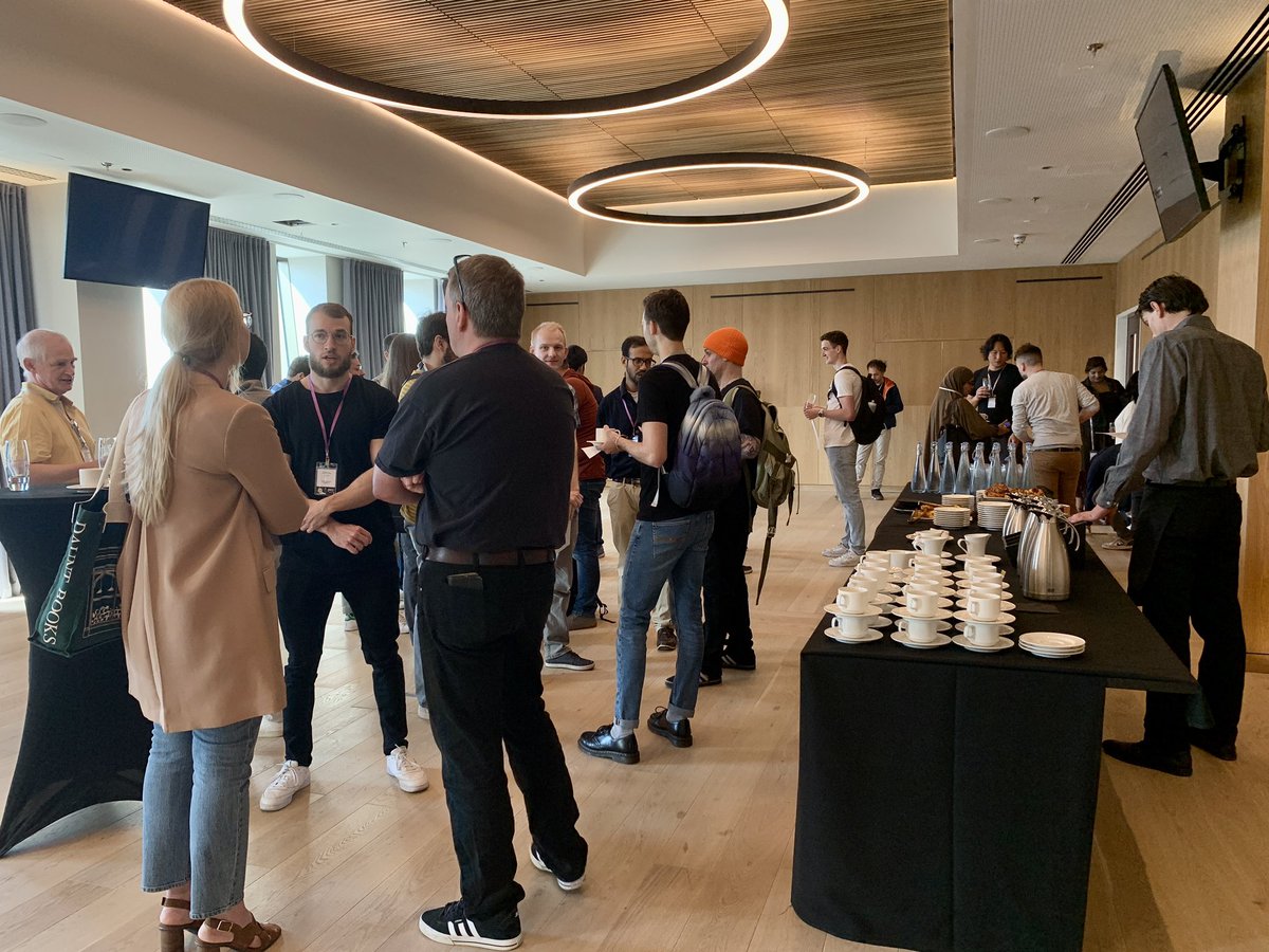 inayulo's tweet photo. Kicking off today’s #AWSStartupBoost event with @julsimon’s #deeplearning 2.0 presentation @huggingface @AWSstartups @AWS_UKI https://t.co/piqaagxayx