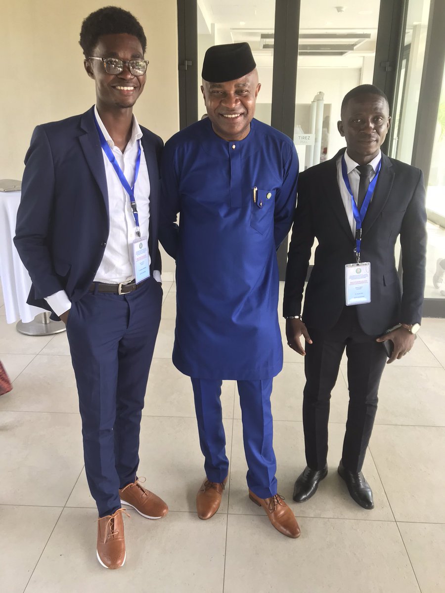 Cérémonie d’ouverture de l’atelier régional des capacités de leadership des jeunes pour un plaidoyer fondé sur des données probantes en matière de DSSR.

•<a href="/OoasWaho/">WAHO | OOAS</a>
•@CAdohinzin
•@CAdohinzinCletus
•<a href="/nanlopogbureke/">Nanlop Ogbureke</a>