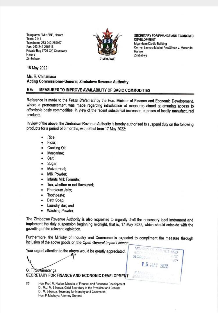 LloydMsipa's tweet photo. Fembera fembera economics! Attempts at churu start, charamba kumuka chinhu ichi! Fix the politics & see magic! #Fixthepolitics #FixZimbabwe https://t.co/ZaocrKeWMh