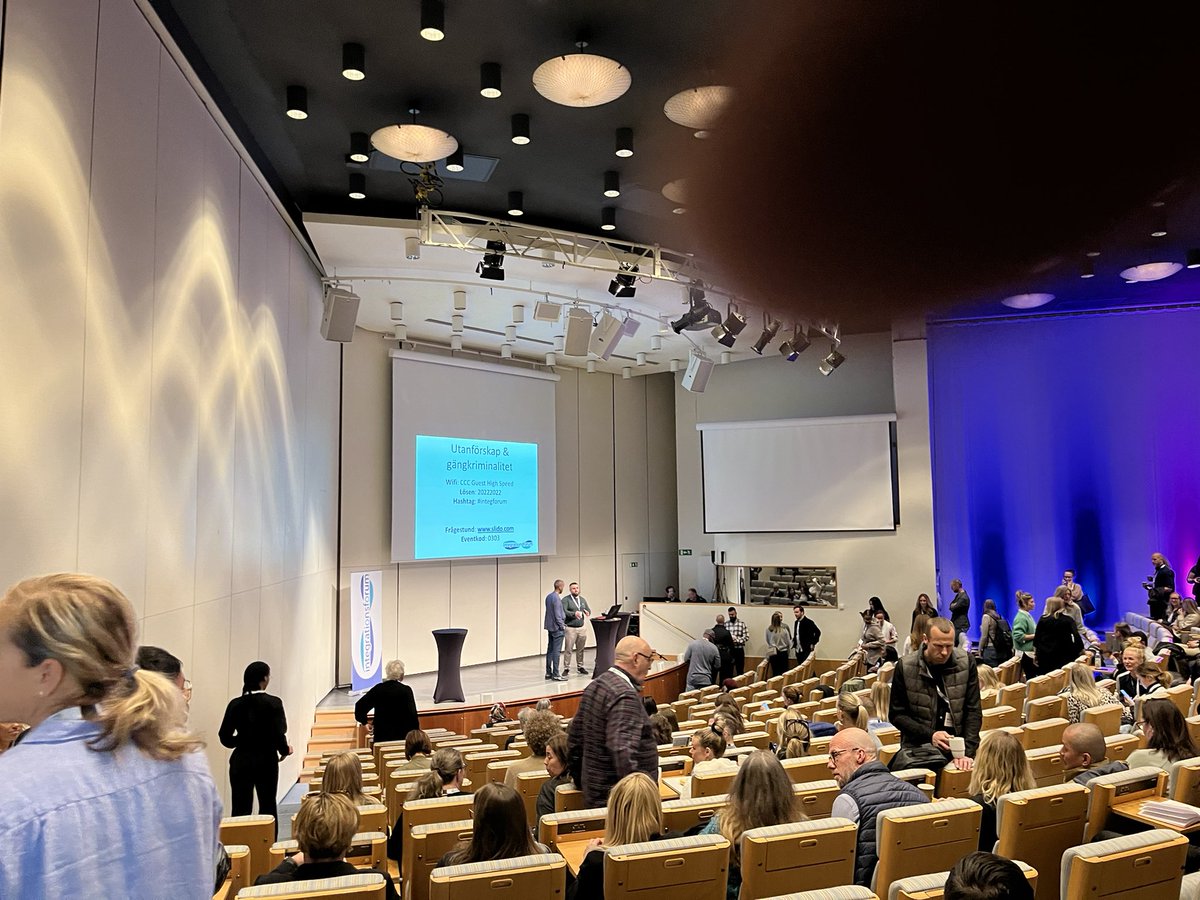 niven_SIS's tweet photo. In Sweden speaking about Scotland's violence journey at a conference in Stockholm #integforum https://t.co/u2EfyosxGy