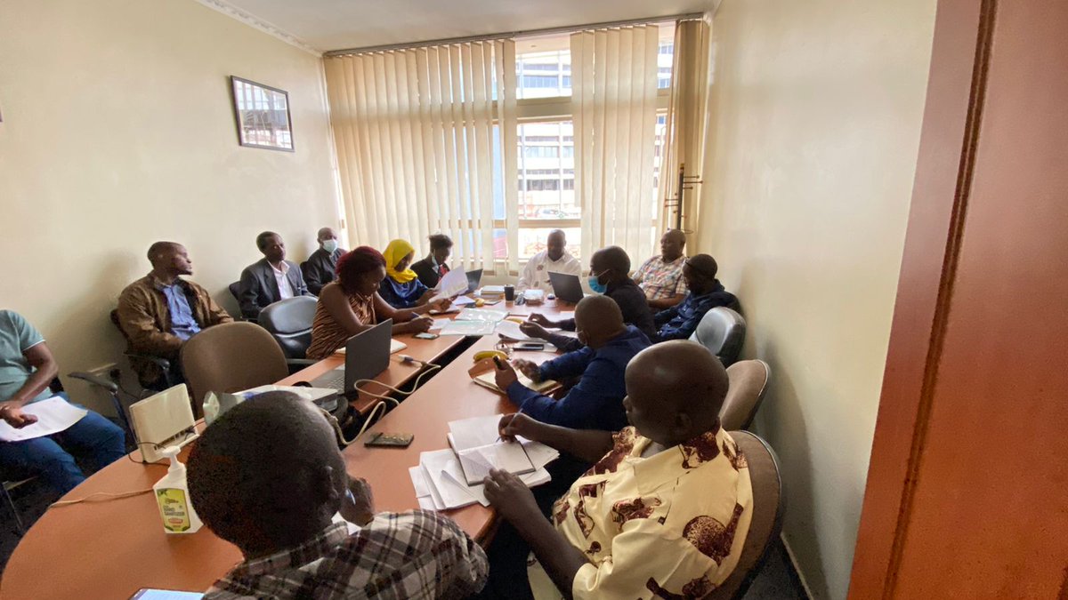 UfpeaUg's tweet image. Quality Assurance Managers of Fish factories discussing the new #EU regulations

#fish_processing #fishinglife