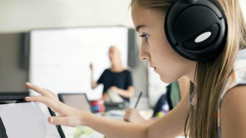 CHGEducation's tweet photo. It is important to ensure that your 1:1 Parental Contribution Scheme is fully compliant &amp; transparent, and is underwritten with fully regulated funding and insurance policies. Our Checklist will help you to ensure that your scheme is compliant. https://t.co/nVc8N1mwSI

#EduTech https://t.co/gSdZYmi6OH