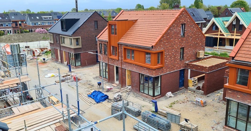 MorgoAluminium's tweet photo. #Muurafdekker #Hoogkarspel #Kader #Dakkappellen #Bekleding #Zetwerk #Dakkap #Dakrand #Muurafdekprofiel #Dakrandafwerking #Dak #Roof #Afwerking #Aluminium #Maatwerk #Gevelafwerking #Muurafdekkap #Montage #Morgo #MorgoAluminium #cladding #architecture #construction #design #facade https://t.co/ojiwJuWvkD