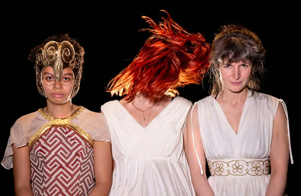 .@RashDashTheatre is back, and is taking on the mother of all topics: parenthood @HOME_mcr. They tell us about fever dreams, conversations with vaginas and the joy of getting back to the rehearsal room bit.ly/37P9MC2