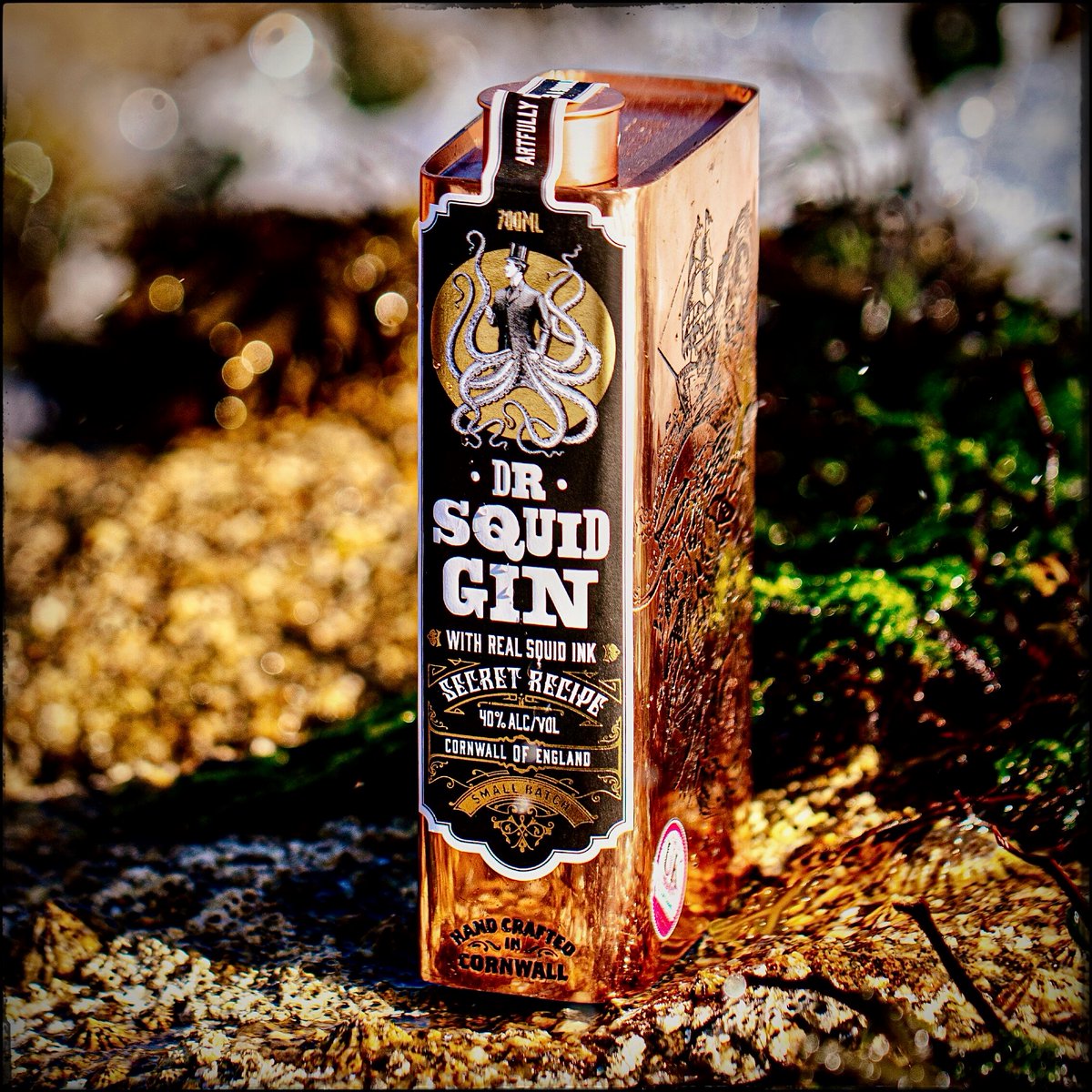 RGWhisky's tweet photo. In- Store Sampling!!

We've got the excellent Pocketful of Stones at our Glasgow store on 27th May, 1pm - 4pm, for an in-store sampling of their Marmalade Old Tom and Dr Squid Gins!!

Why not swing by, try some gins and buy a bottle for the house!
https://t.co/GxIdmgl4J5 https://t.co/uKQHn81foV