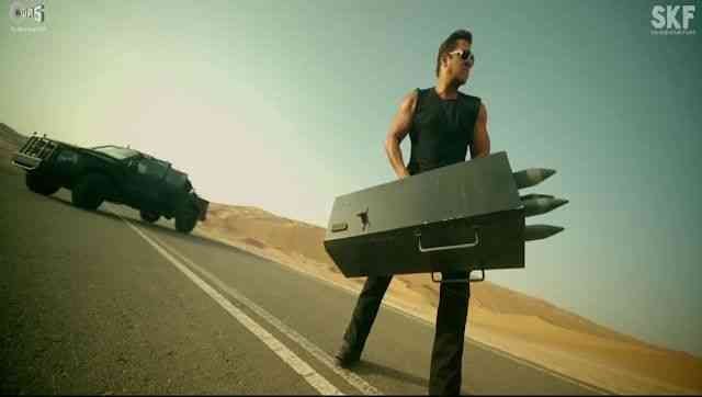 ImNithiy's tweet photo. @sajaniaf Race 3

Salman Khan lifts a rocket launcher and launches rockets at will. Mind you, this is a weapon that is to be loaded on the back of heavy-duty military trucks and have to be operated by a bunch of people because you know, just the recoil will kill you.

#WeTooHaveQuestions https://t.co/5aoQkrtWpN