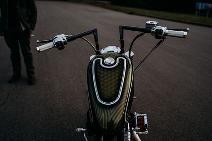 LowbrowCustoms's tweet photo. Super cool tank art on this one!
Paint: @hotrodcartel
πΈ: @twosunsphotography
#lowbrowcustoms #lowbrowlife #forevertwowheels #harleydavidson #builtnotbought #ridewrenchrepeat #rolldontscroll #keepitsketchy #tankart #tankarttuesday #ridemotorcycleshavefun #custom #sportymob https://t.co/B1pDljo7XA