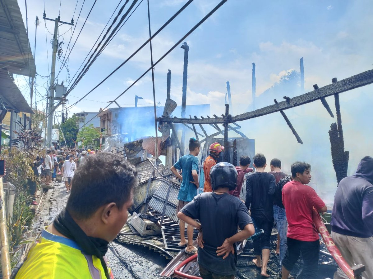 Aksa271's tweet photo. Bismillah assalamualaikum warahmatullahi kepada semua sahabat sahabatku yang ada di Twitter ini mohon taawunnya ini 
Salurkan bantuan anda ke nomor rekening 005001018613539 Bank BRI a/n m.aqsha jazakallahu Khair semoga Allah membalas kebaikan anda semua https://t.co/csSLOBJ1mE