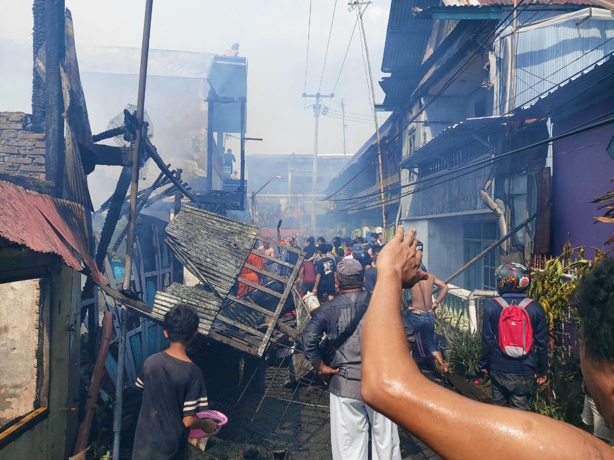 Aksa271's tweet photo. Bismillah assalamualaikum warahmatullahi kepada semua sahabat sahabatku yang ada di Twitter ini mohon taawunnya ini 
Salurkan bantuan anda ke nomor rekening 005001018613539 Bank BRI a/n m.aqsha jazakallahu Khair semoga Allah membalas kebaikan anda semua https://t.co/csSLOBJ1mE
