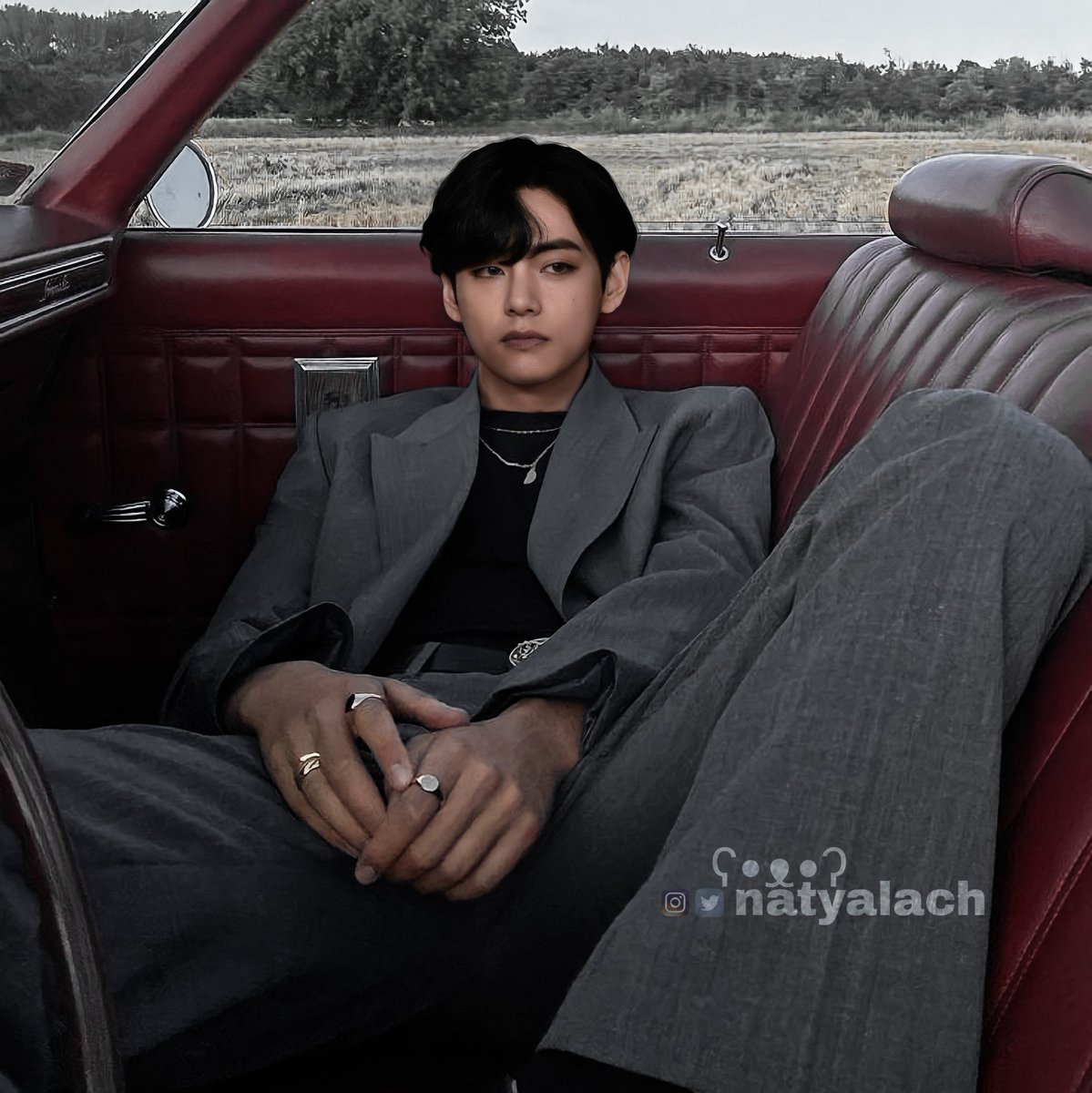 natyalach's tweet photo. will you take a ride with me? 🚘 #TAEHYUNG https://t.co/Lk2NEijzDA
