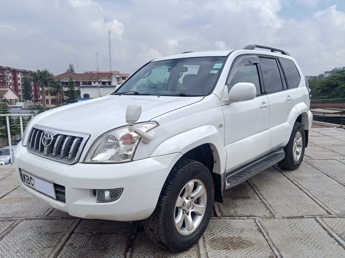 aplusmotorske's tweet photo. 2002 Toyota Prado | 3000cc diesel automatic | 7 Seater | Fog Lights very clean cost 1.99M Trade In Accepted 
Product Link:https://t.co/PQrFYFDGTG
Call 0706555666/0707555666
#Kirinyaga https://t.co/c7JGXdqun7