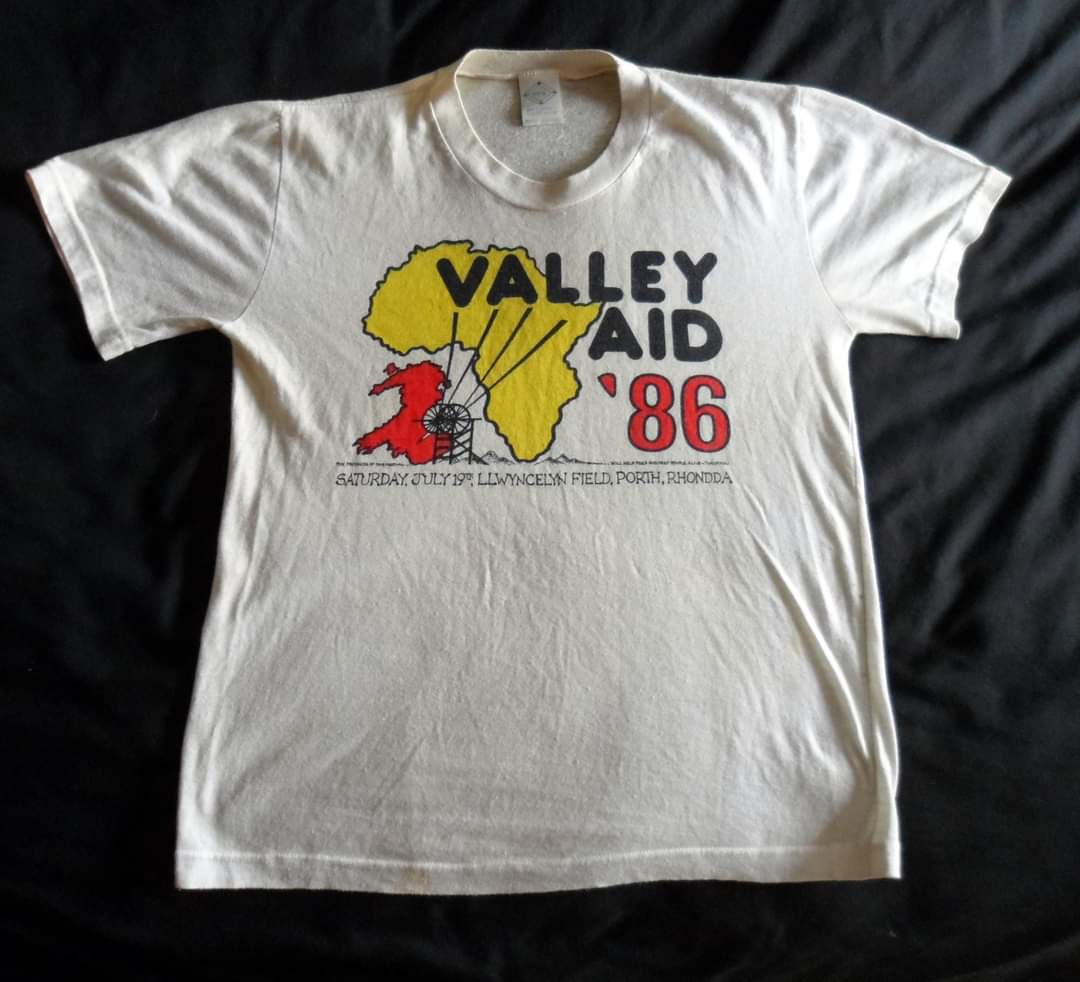 Hand of Dimes tweet media