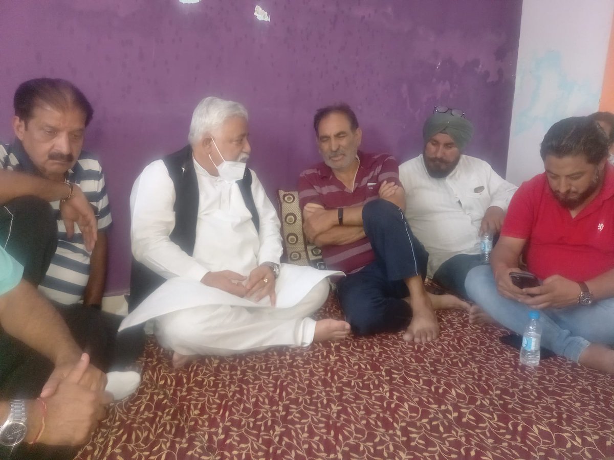Visited residence of #martyr #RahulBhat today at Jammu and offered my heartfelt condolences to his family. Prayed for peace to his departed soul. I was accompanied by party youth leader <a href="/UTalashi/">Umesh Talashi</a> and other functionaries. <a href="/JKNC_/">JKNC</a>