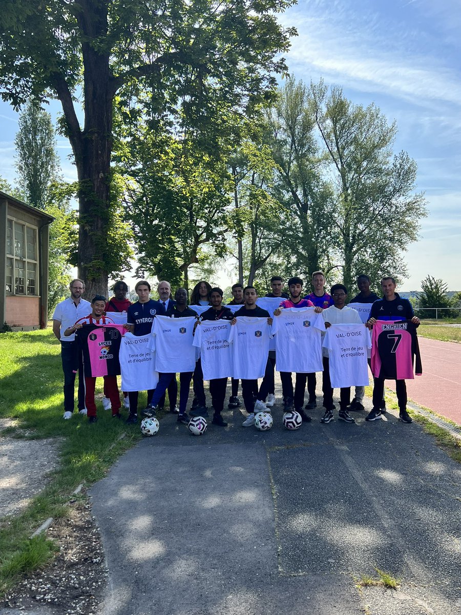 Philippe Bonneville tweet media