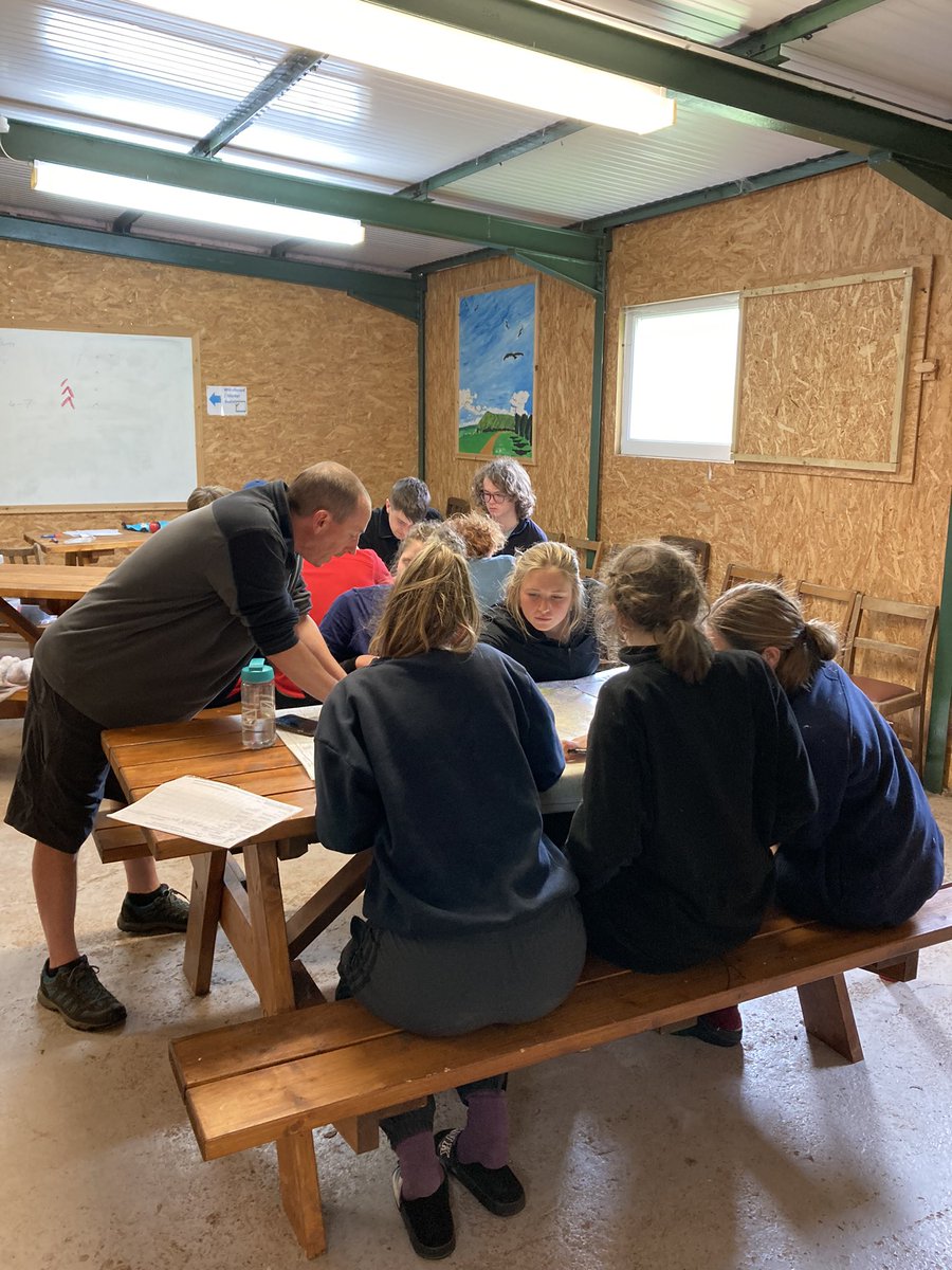 BWSDofE's tweet photo. Thanks to Newcourt Campsite for the facilities to close the Gold practice. A morning on logistics ahead of the qualifier @BWordsworths @H5adventure #adifferentclassroom #maps #km #howlongisapieceofstring https://t.co/LiJZeAd4qU