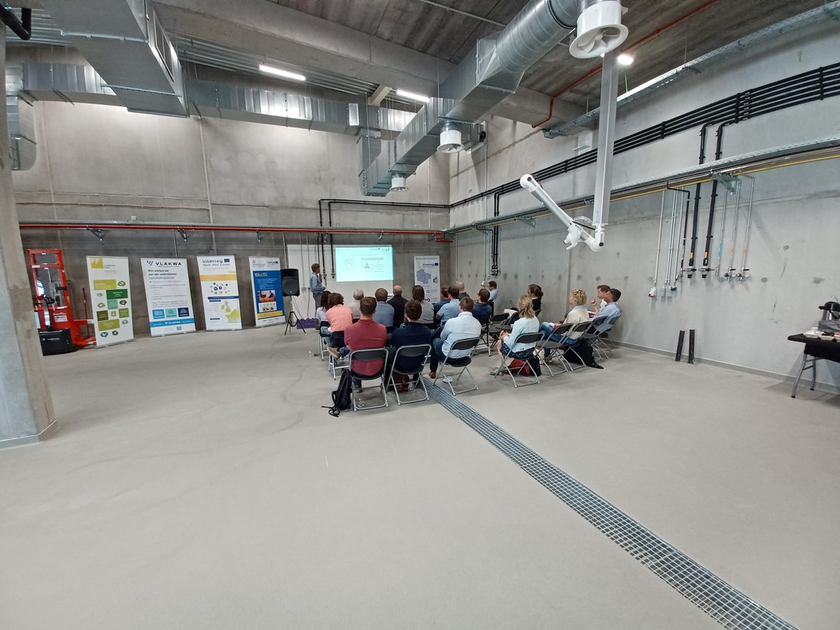 ENMhowest's tweet image. Workshop sensors @ Veg-i-tec: Energy and water are precious, so they must be used wisely. The use of sensors is crucial here.
#howest #vegitec #ugent #EFRO #interreg
@interreg_gotoS3 @InterregFWVL @provinciewvl @Vlakwa @FlandersFOOD @VITObelgium