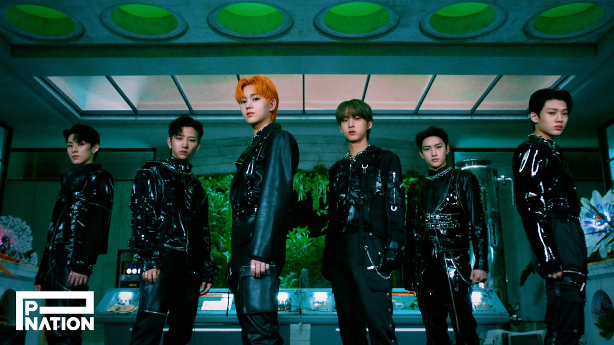 E VEIO AI! O boygroup da P Nation, TNX (The New Six) finalmente fez seu debut com a title 'Move' e o mini álbum Way Up! Confira:

Álbum: 
🔗open.spotify.com/album/1TgcRUSv…

MV:
🔗youtu.be/4C7xGubTL90

#TNX #티엔엑스 <a href="/TNX_Official/">TNX Official</a> <a href="/TNX_twt/">TNX</a>