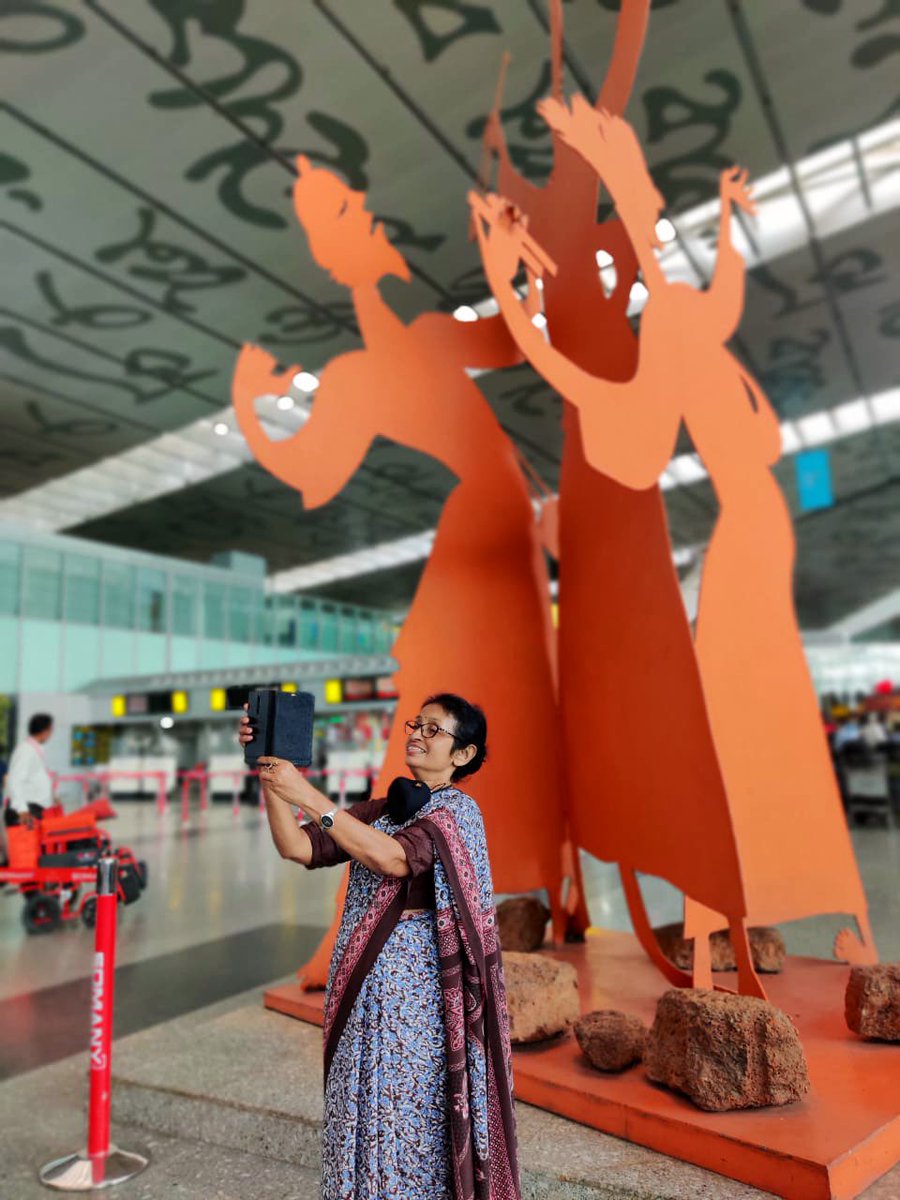 aaikolairport's tweet photo. Let’s create memories on the go!
Click a selfie at #KolkataAirport and post it on your social media account with #MyAirportSelfie and get featured on AAI social media handles. Don’t forget to tag @AAI_Official and @aaikolairport. 
#SelfieStar 
#ContestAlert https://t.co/l5l0auPjVt