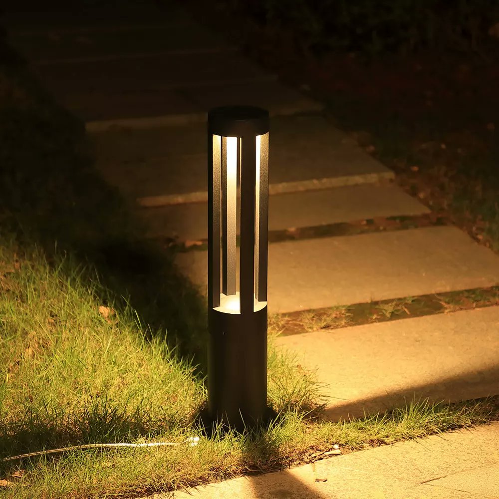 HighluxLighting's tweet image. 600mm 800mm Led bollard light
#ledbollardlight
#highluxsolarledlighting
#ledpathwaylight