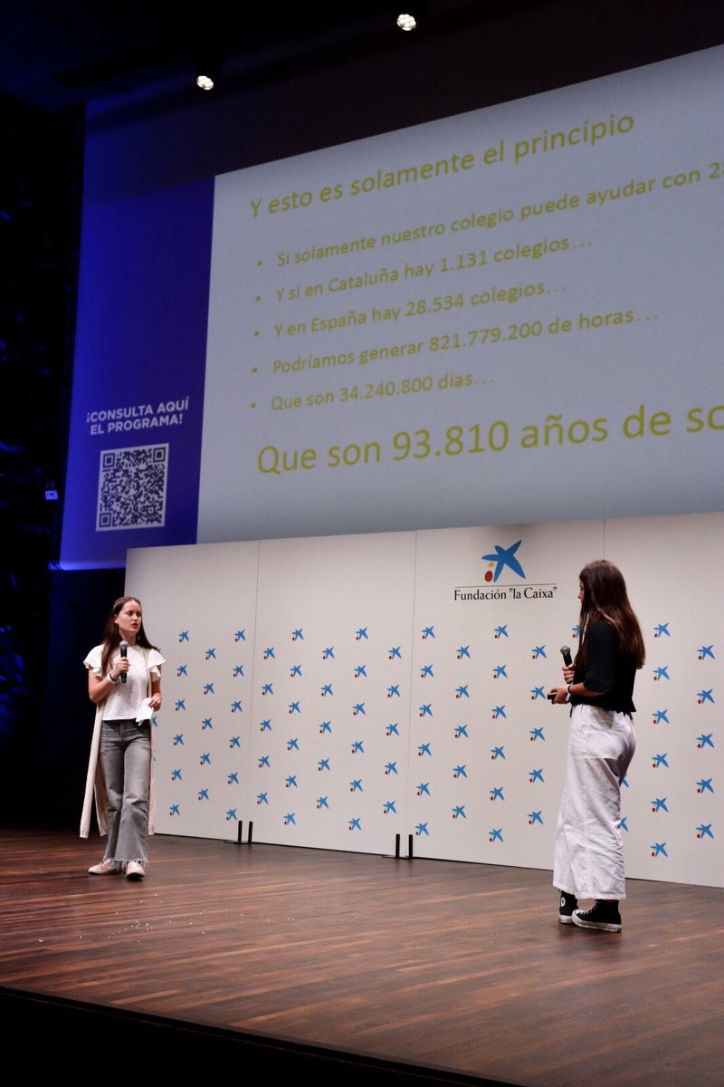 fase_fundacion's tweet photo. 🌍 El 7 de mayo, varias participantes de #LeaderCode presentaron sus proyectos de impacto en el evento #GlobalTrends

Los tres primeros fueron:
👉🏻 Maria E. y Mireia S. "Tu tiempo es oro"
👉🏻 Alba J. y Rocio R. "Share letters"
👉🏻 Maria T., Laia M., Lucía A. "Jóvenes voluntarios" https://t.co/fqePGc7UFD
