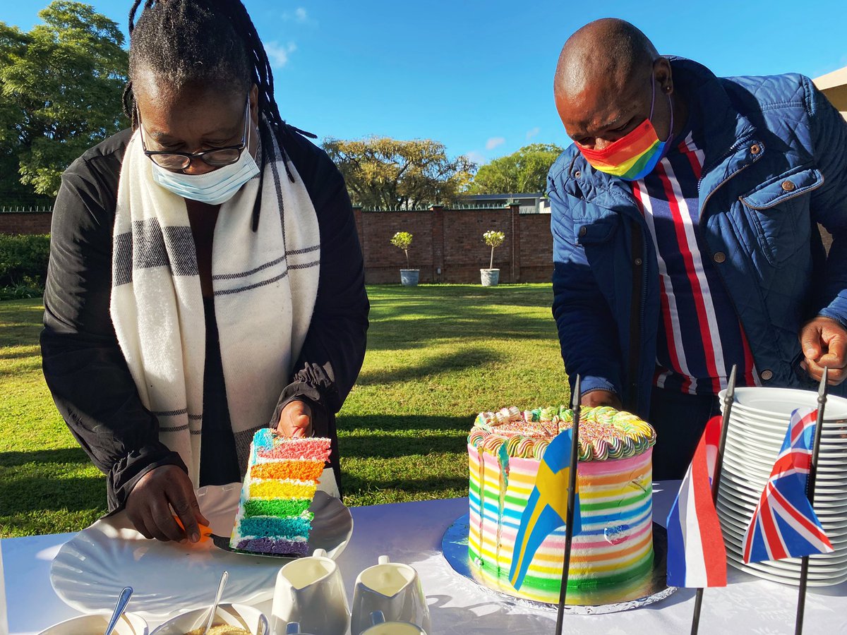 Today is #IDAHOT2022 and the 🇳🇱  Ambassador <a href="/MVerwijk/">Margret Verwijk</a> &amp; <a href="/NLinZimbabwe/">Dutch Embassy Harare 🇳🇱</a> kindly hosted <a href="/galzinf/">GALZ</a>, <a href="/UKinZimbabwe/">UKinZimbabwe 🇬🇧 🇿🇼</a>, <a href="/euinzim/">EU Delegation to Zimbabwe 🇪🇺</a> and the 🇸🇪 Embassy to fly the 🏳️‍🌈 flag in support and commitment of #LGTBIQ rights in Zimbabwe.

#LGTBIQ rights are #HumanRights - always &amp; everywhere!