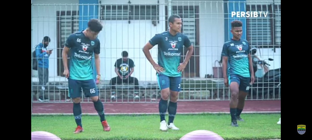 eriyantou's tweet photo. Jadikan motivasi untuk lebih baik ... https://t.co/buJIboMRoq