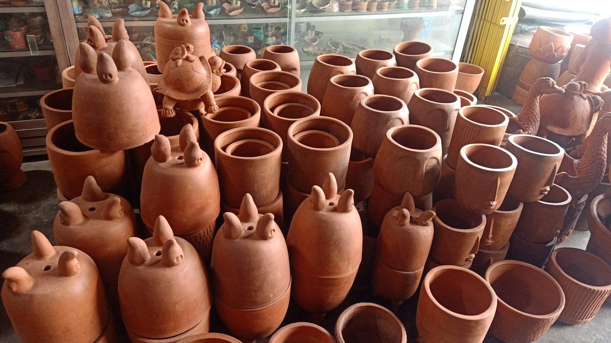 Sedia pot2 gerabah : wa.me/628563260362