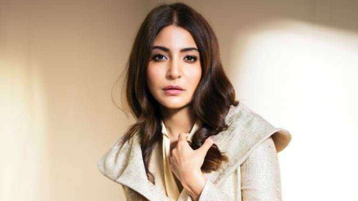 dna's tweet photo. #AnushkaSharma reveals why she stepped down from her production house #CleanSlateFilmz
READ | https://t.co/dvljpzlFCU https://t.co/Qc3EEUsTel