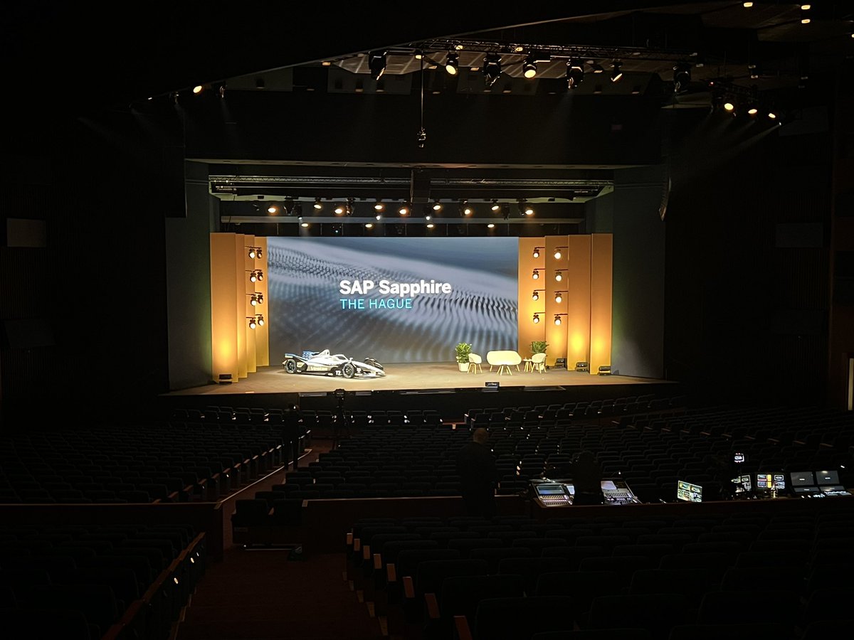 What a morning on stage in front of our #SAPSapphireDenHaag audience. Loved every second on it! Thank you for your energy and support - it’s great to be back! #Cloud #customersuccess #transformation #technology #innovation