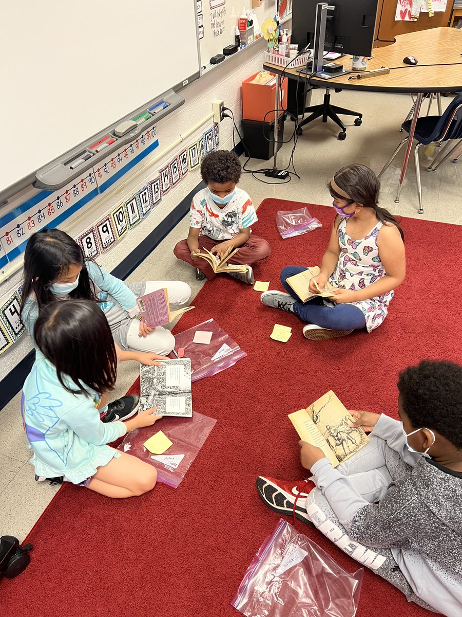 MsWilson_FHES's tweet photo. Book clubs have begun! 📚 ✏️ #fhhighlights https://t.co/WsszLXAtEV