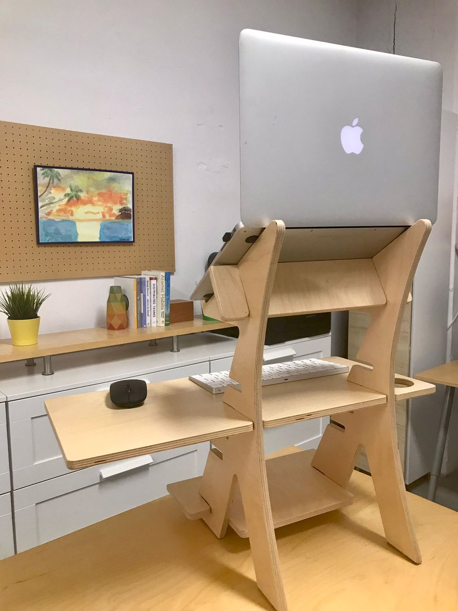 Ro_Remote's tweet photo. Add some focus to your #remotework day! move around for different tasks. I used 3 different locations in my #coworking already today.
#roremote #workisnotaplace #productivity https://t.co/kLWB5Iw9XN