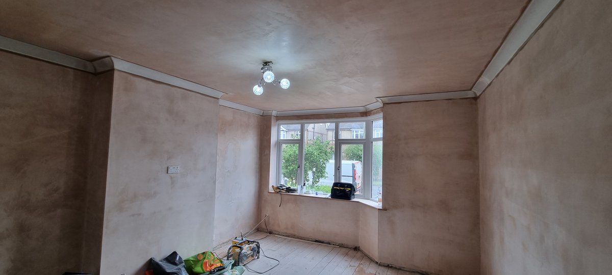 GaVinciPlaster's tweet photo. New coving installed to finish off these reskimmed rooms in Portchester
#plastering #plasteringuk #plaster #plasterwalls #plasterceiling #plasteringlife #plasteringwork https://t.co/usqeYCSt6P