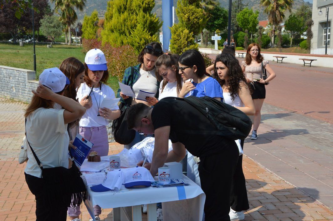 iladesk's tweet photo. Social entrepreneurs provide inspiration for other people who may be searching for purpose and meaning in the work they do. Innosocia project met inspirations with the University students in ADU campus in Aydın, Turkey. 
#aygiad #soyed #agikadaydin #_ifaal https://t.co/vdYzKE6cao
