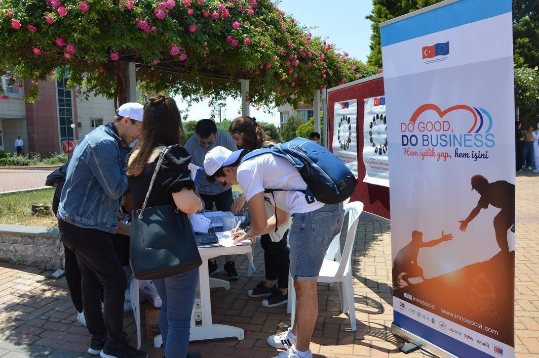 iladesk's tweet photo. Social entrepreneurs provide inspiration for other people who may be searching for purpose and meaning in the work they do. Innosocia project met inspirations with the University students in ADU campus in Aydın, Turkey. 
#aygiad #soyed #agikadaydin #_ifaal https://t.co/vdYzKE6cao