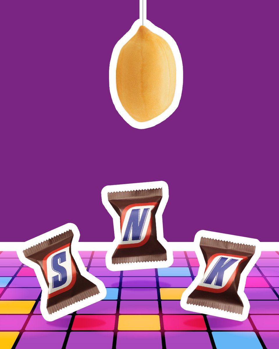 SNICKERS tweet media