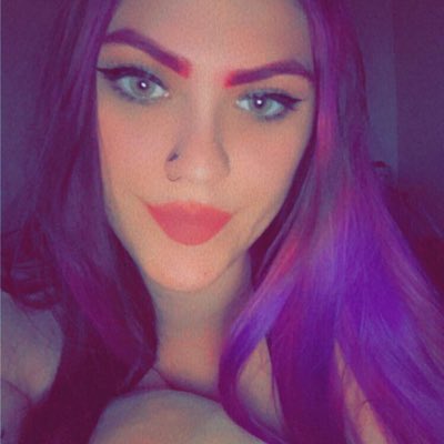 brittanmar's tweet photo. #NewProfilePic Another day, another hair color💜🔮 https://t.co/xm1DsYt5Hs