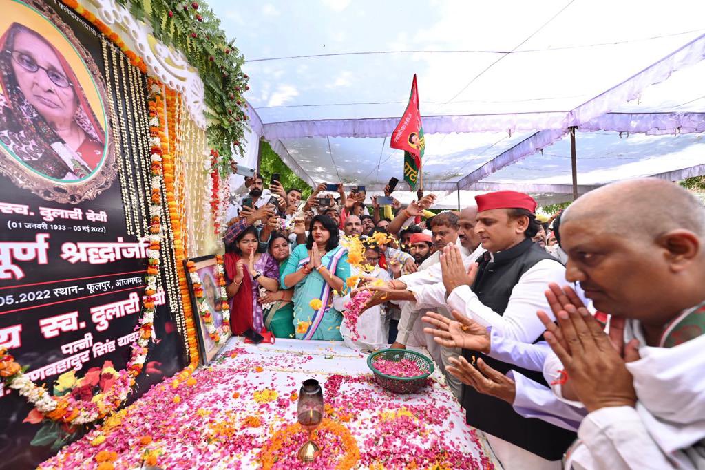 yadavakhilesh's tweet photo. आज आज़मगढ़ में। https://t.co/zBcvm5owbb