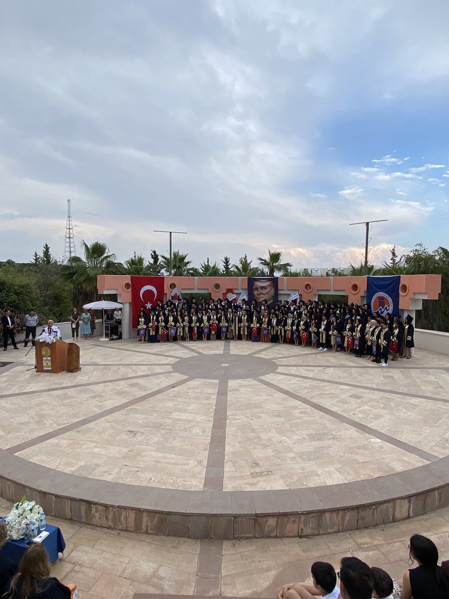 💬 Prof. Dr. Ahmet Çamsarı: “Kutsal bir mesleğiniz var. Bizler de gücümüz yettiğince siz değerli mezunlarımızın yanında olacağız.”

<a href="/MEU_Nursing/">Mersin Üniversitesi Hemşirelik Fakültesi</a> 

#MersinÜniversitesi