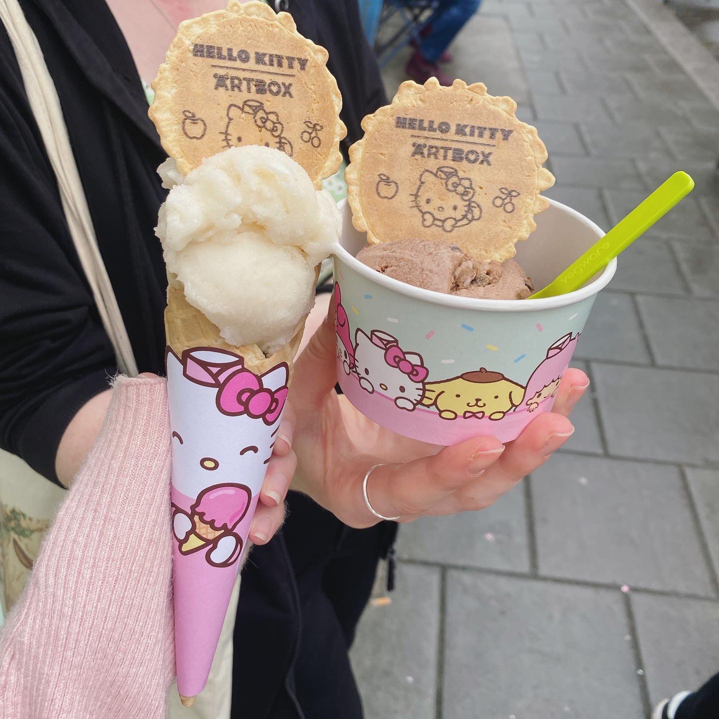 sanrio daily on Twitter "the hello kitty ice creams we got sunday 💫