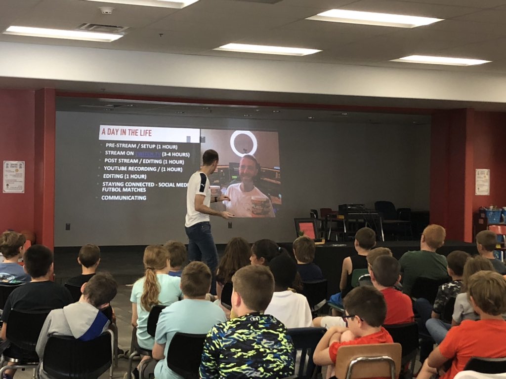 mrslinderwell's tweet photo. Grade 4 Career Day!!!! #BHESJumpIn https://t.co/pwEdcZwQDn
