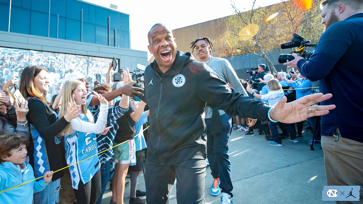 Carolina Basketball tweet media