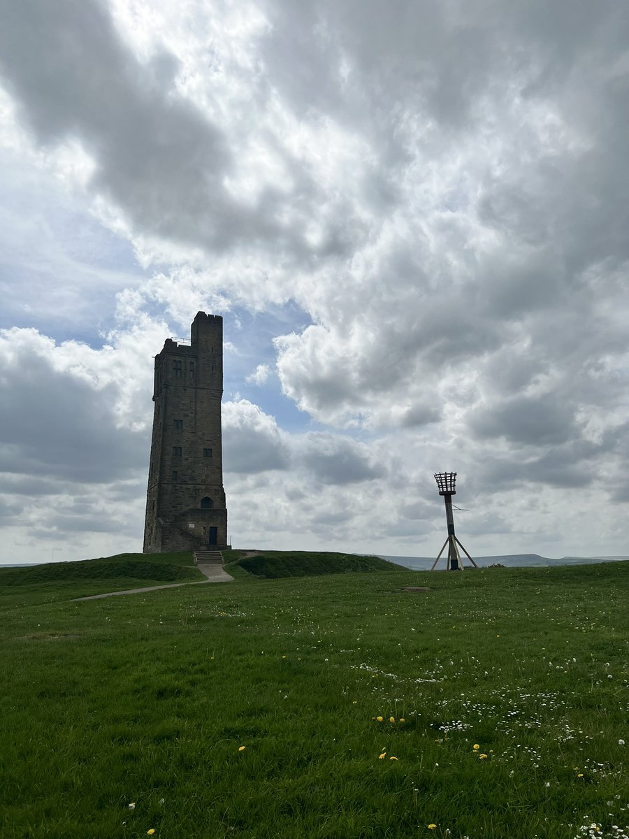 SIRKnighty tweet media